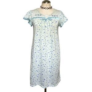 Vintage 'Pink Label' Adorable Babydoll Cottage Core Baby Blue Floral Night Gown